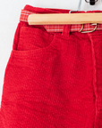 מכנסיים מקורדרוי אדום עם חגורה משובצת מהסבנטיז | 7-8 שנים