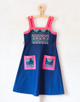 Blue dress with pink straps and floral pockets | Belgian dead stock from the 70s | 7-8 years