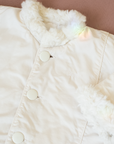 מעיל לבן עם פרווה מבית איב סאן לורן | 12-18 חודשים