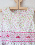 שמלה פרחונית עם רקמת כיווצים ופרחים | 8-9 שנים