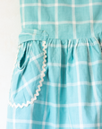 Turquoise plaid dress with ruffle | Deadstock from the 60s | 3-4 years