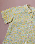חולצה פרחונית בגווני צהוב-ירוק | 3-4 שנים