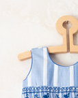 אוברול עם פסים וברווזים רקומים | 9-12 חודשים