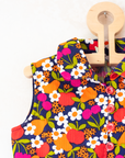 Seventies floral dress with apples and pears | 3-4 years