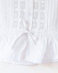 White shirt with lace and bow tie | 4-5 years
