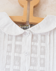White shirt with lace and bow tie | 4-5 years