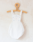 רומפר לבן עם פפיונים רקומים | דד סטוק איטלקי | 9-12 חודשים
