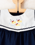 שמלה כחולה עם דגים רקומים על הצווארון | 9-12 חודשים