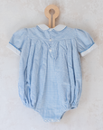 רומפר משובץ בתכלת ולבן | 12-18 חודשים