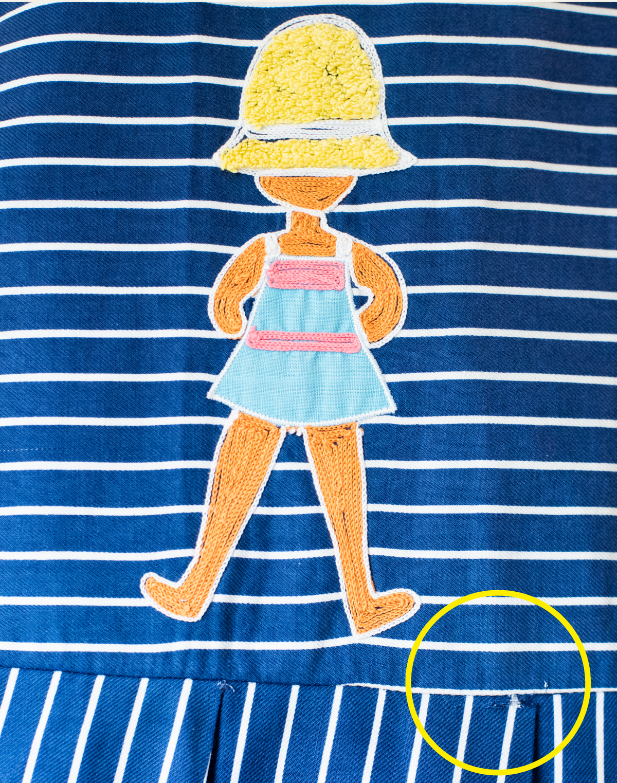 Blue set from the sixties with stripes and a girl with a hat embroidery | 7-8 years