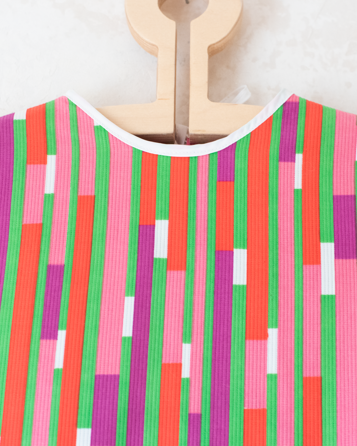 Colorful striped dress from the 70s | 3-4 years