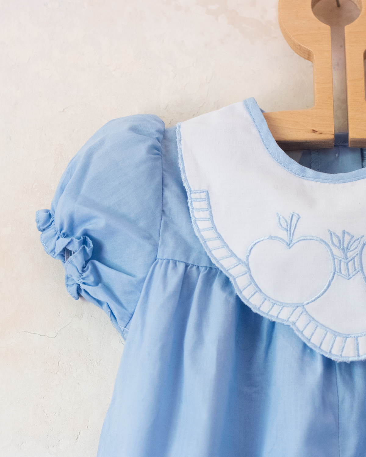 Light blue overalls with embroidered apples | 3-6 months