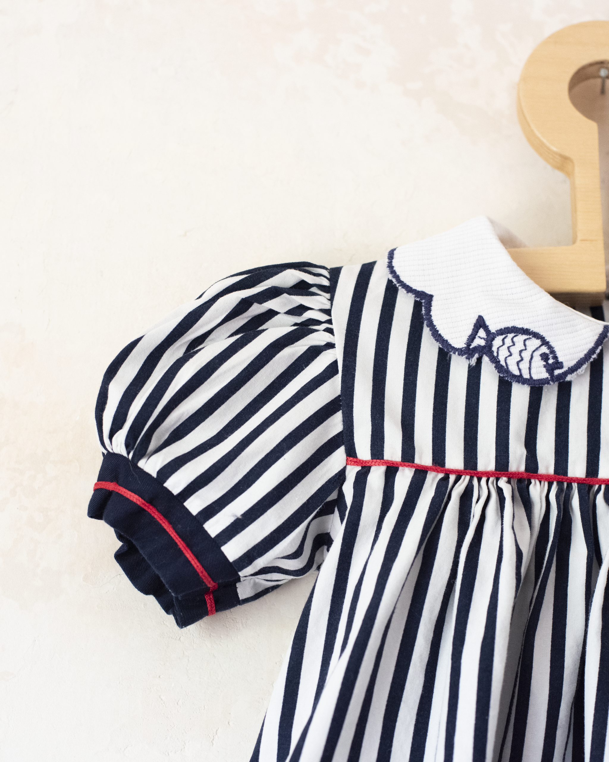 Dress with stripes and fish on the collar | 12-18 months