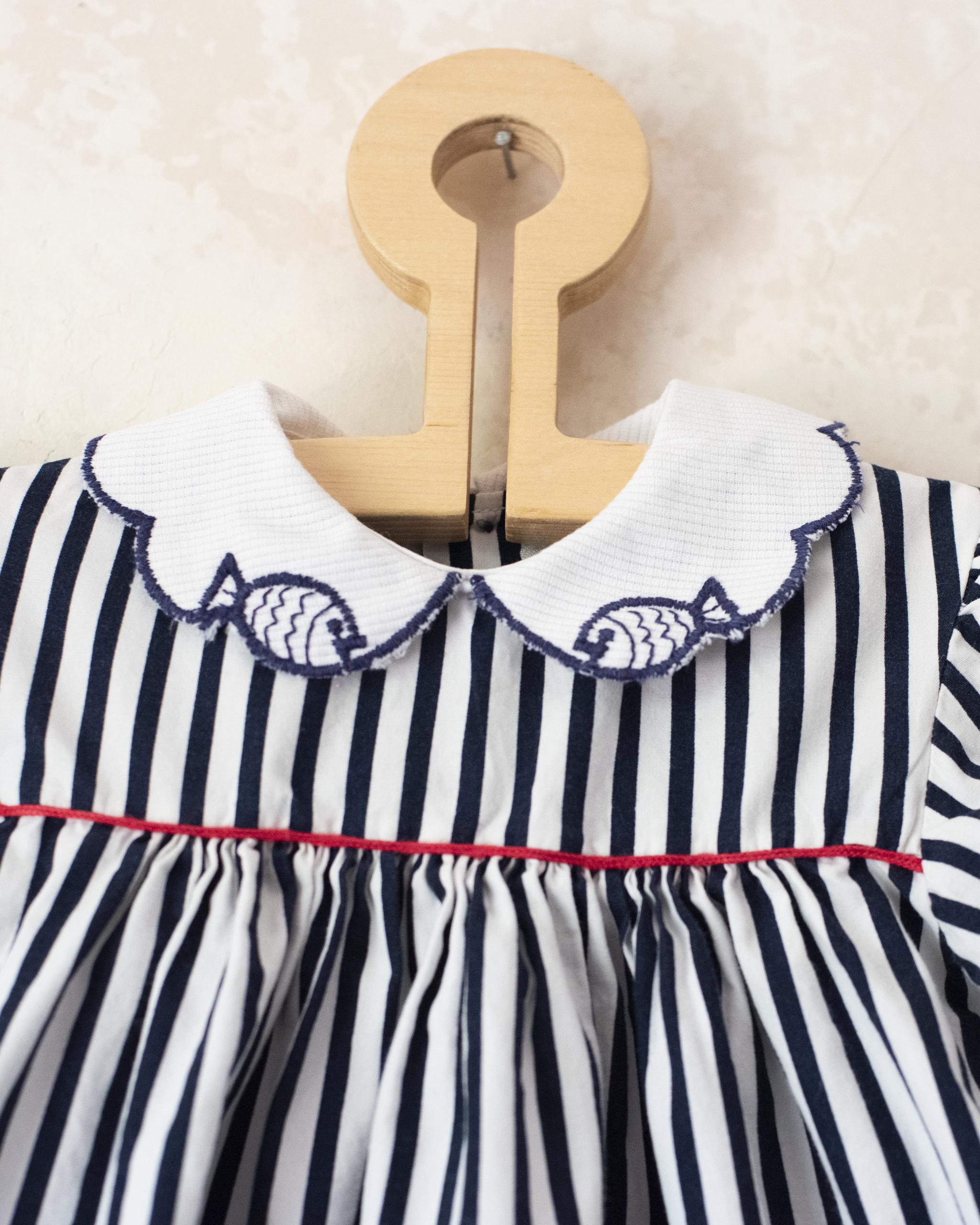 Dress with stripes and fish on the collar | 12-18 months