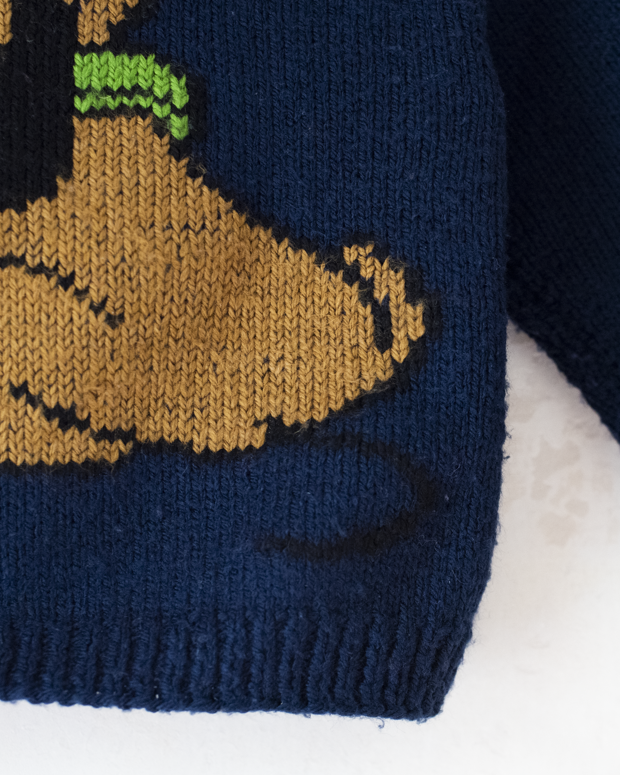 סריג צמר כחול עם פלוטו | 12-18 חודשים