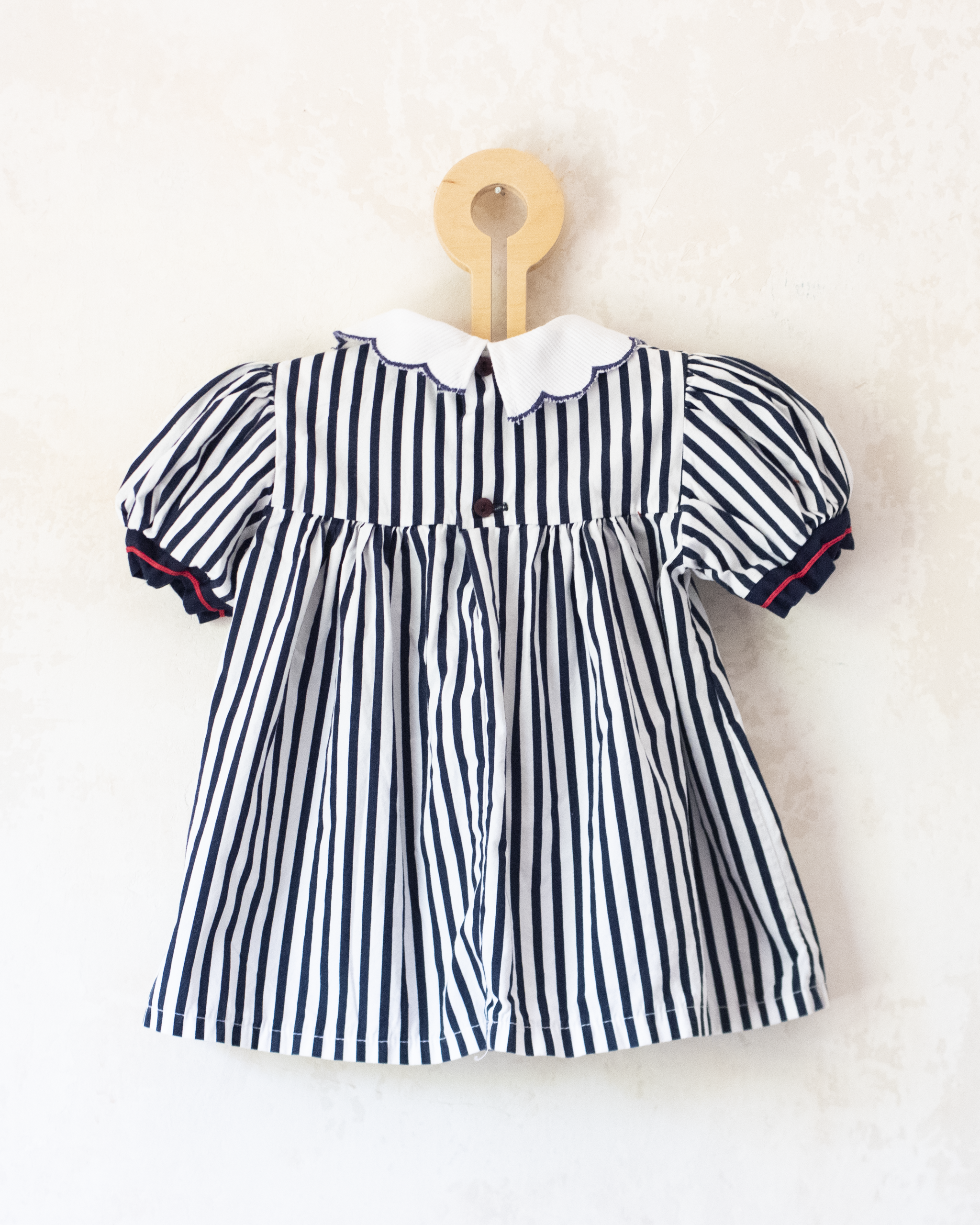 Dress with stripes and fish on the collar | 12-18 months