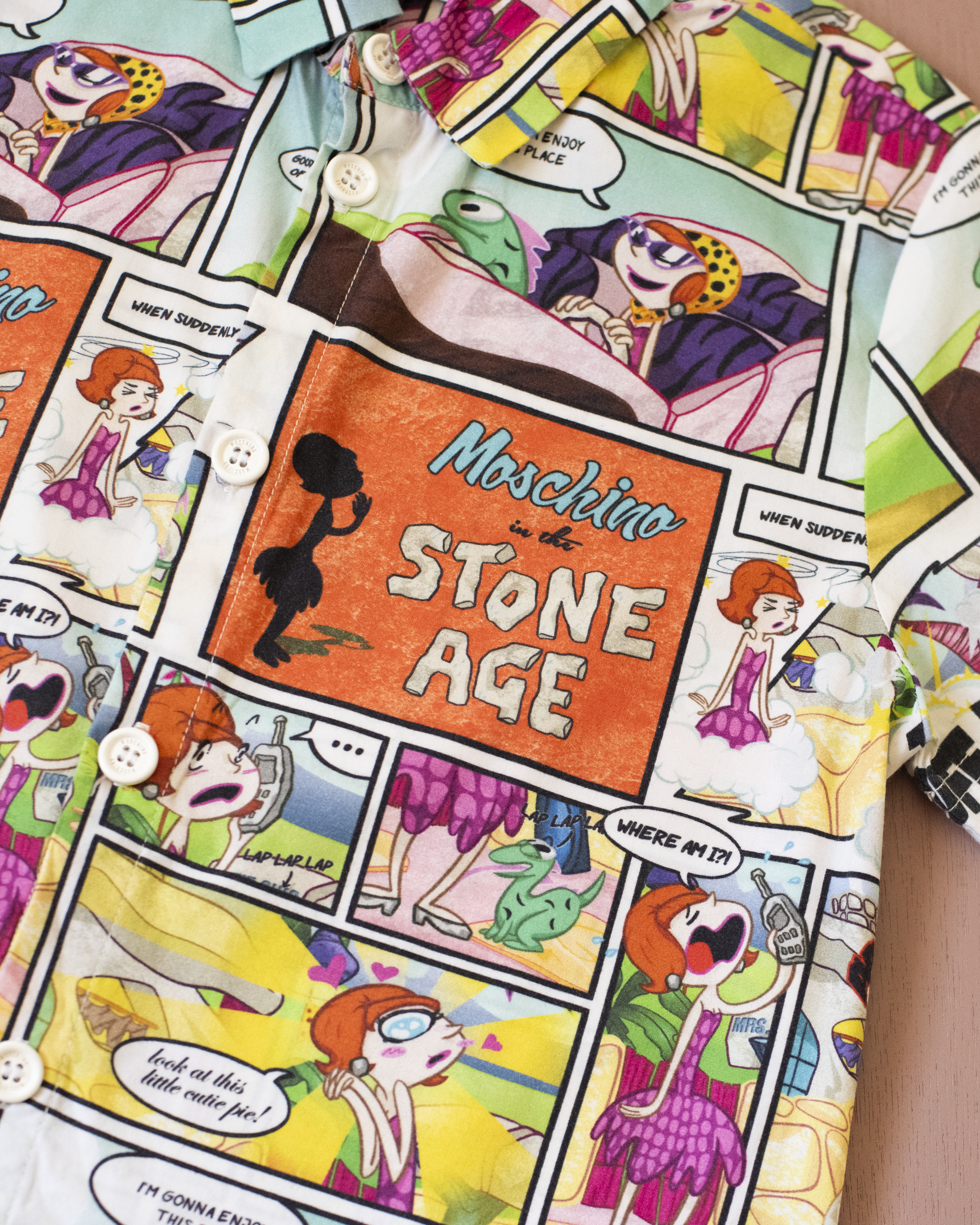 Button-down shirt with Flintstones comic prints | By Moschino | 6-7 years