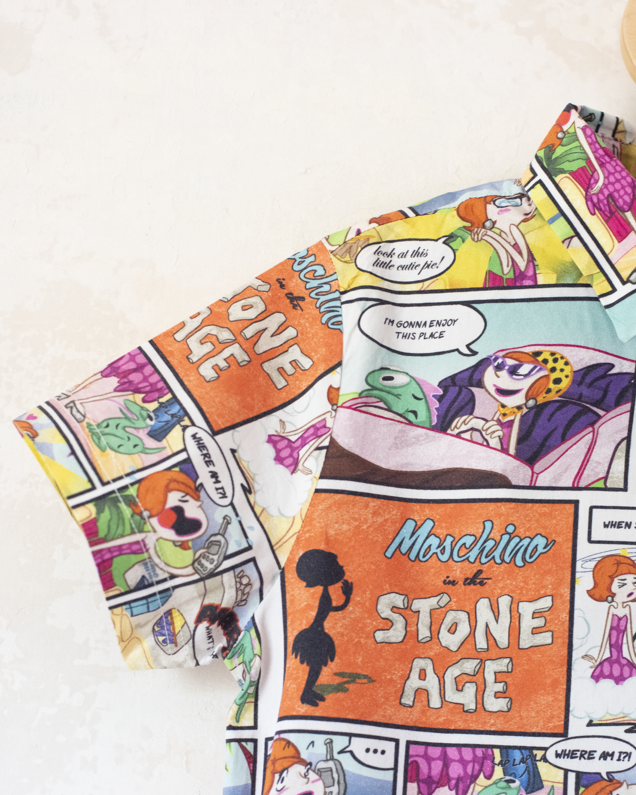 Button-down shirt with Flintstones comic prints | By Moschino | 6-7 years