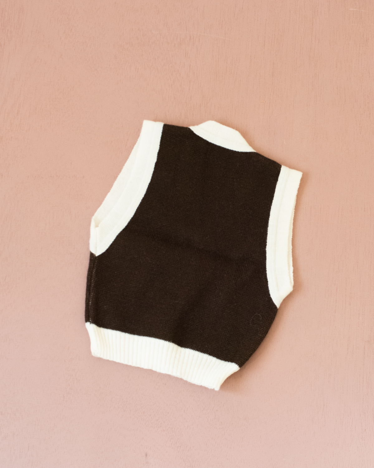 Brown vest with horse and rider | Deadstock from the 70s | 0-3 months