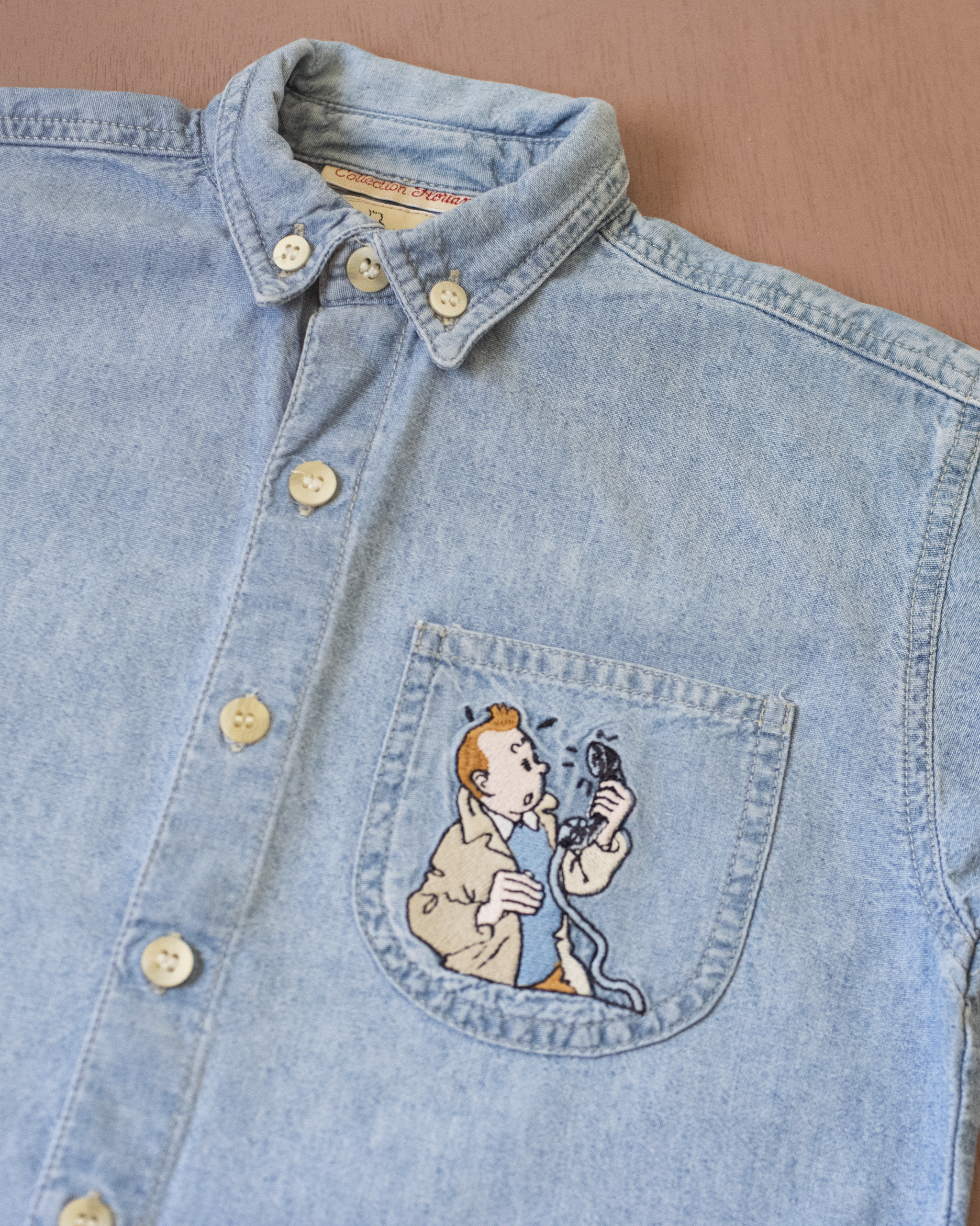 Tintin embroidered button-up denim shirt | 6-7 years