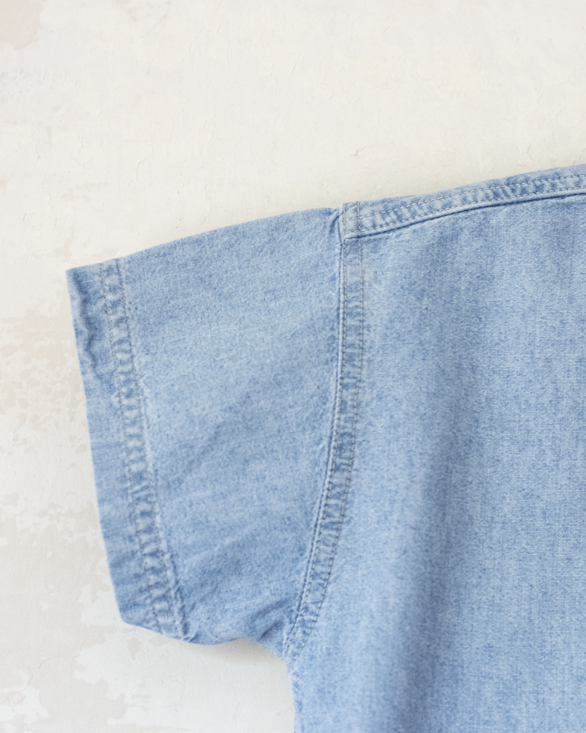 Tintin embroidered button-up denim shirt | 6-7 years