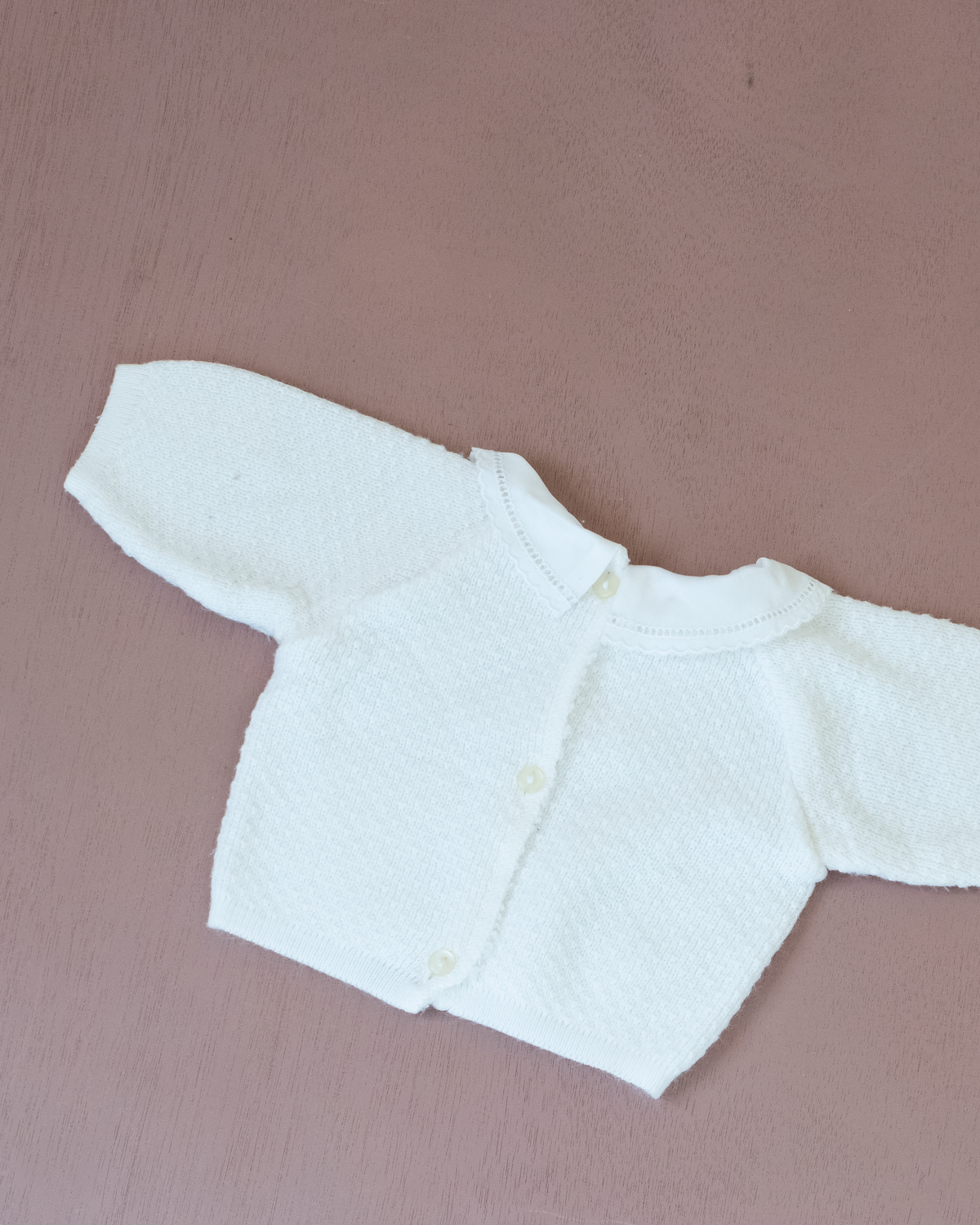 White knit with embroidered satin collar | 0-3 months