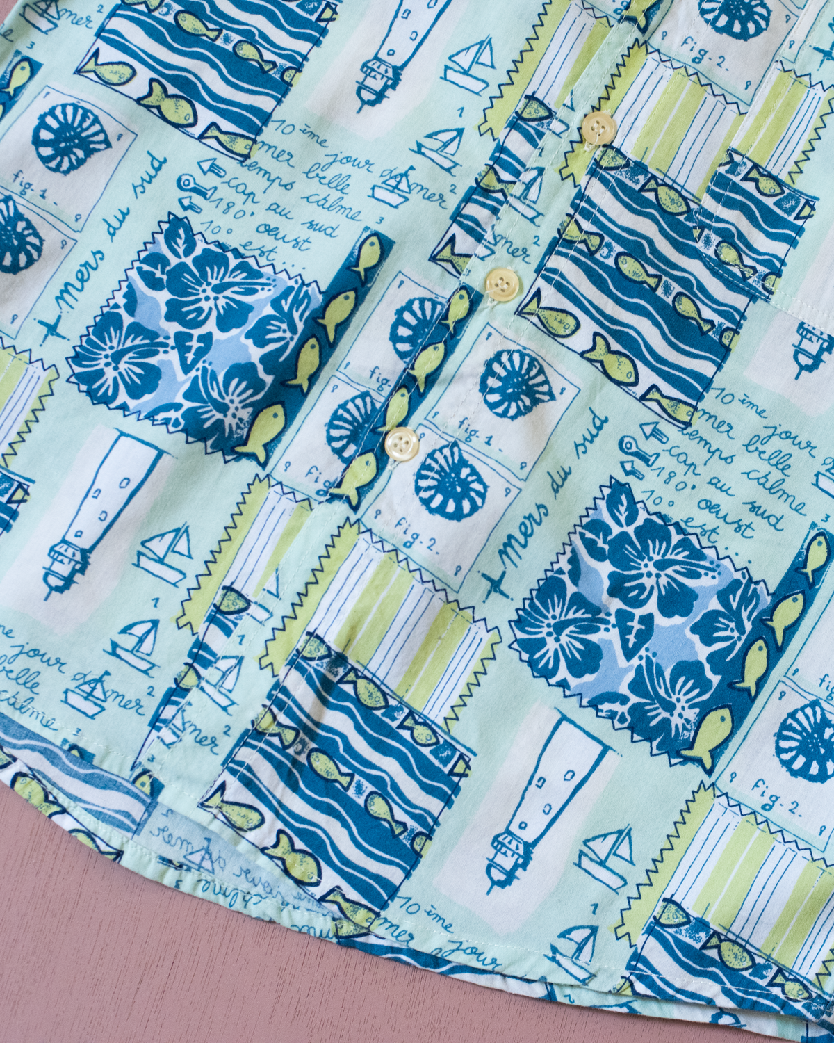 Short button-down shirt in shades of blue with summer prints | 9-10 years