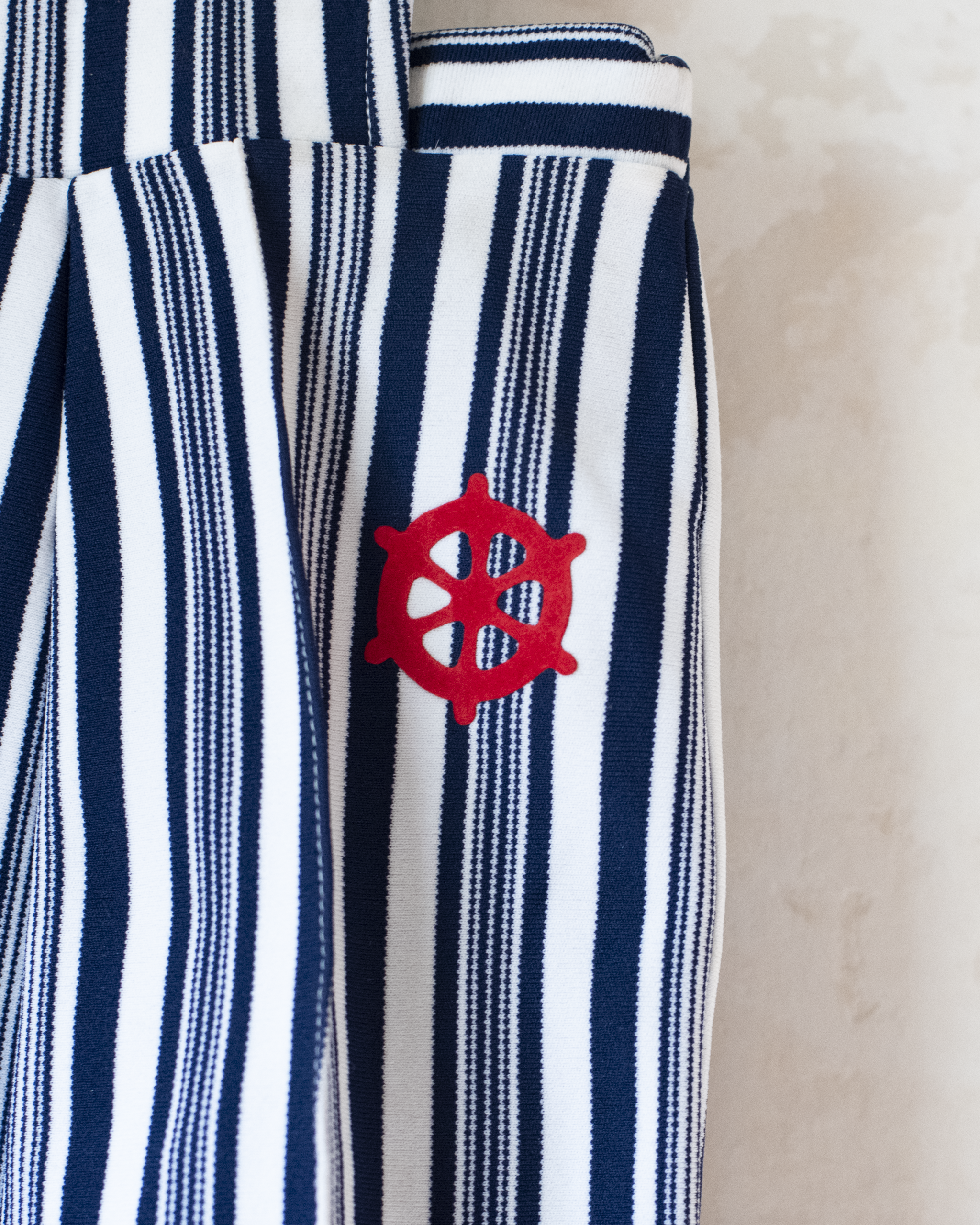 אוברול מהסבנטיז עם פסים והגה של ספינה | 2-3 שנים