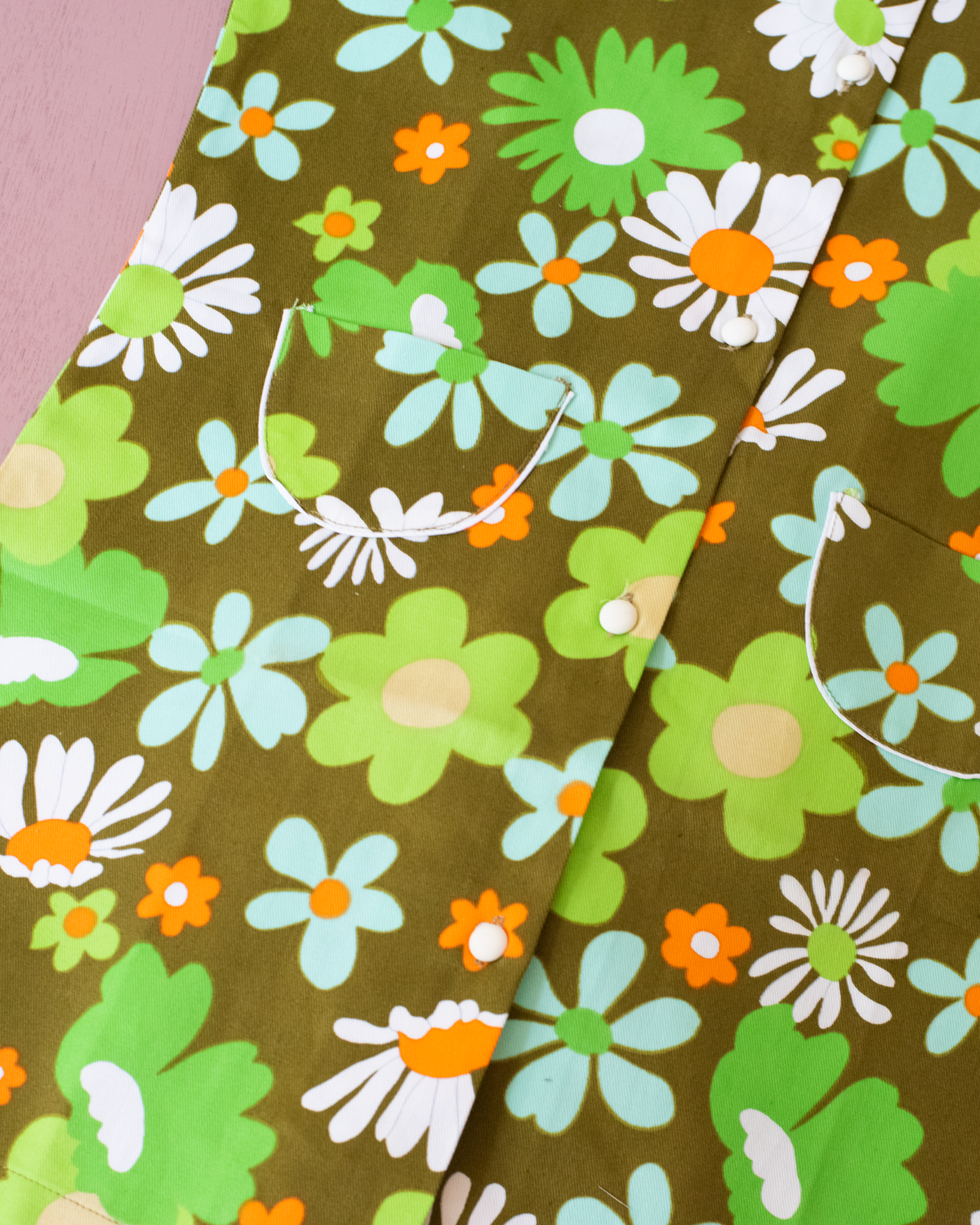 Green floral suit from the 70s | Deadstock | 10-12 years 
