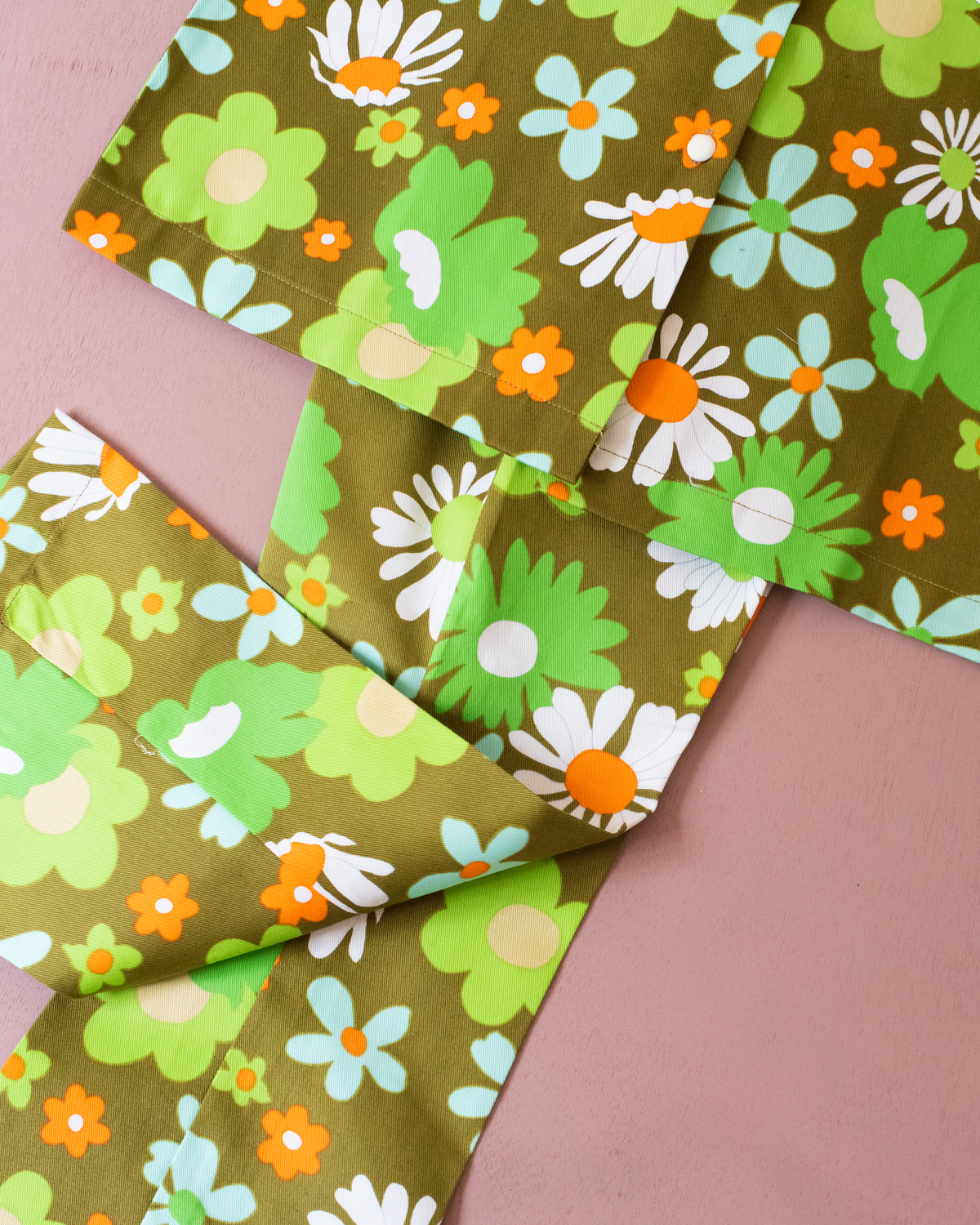 Green floral suit from the 70s | Deadstock | 10-12 years 