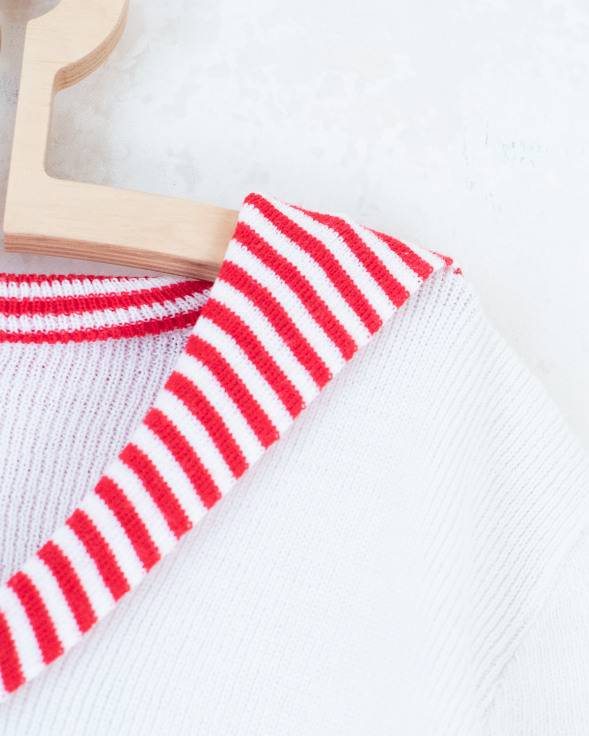 Short white sailor sweater with anchor | 10-14 years