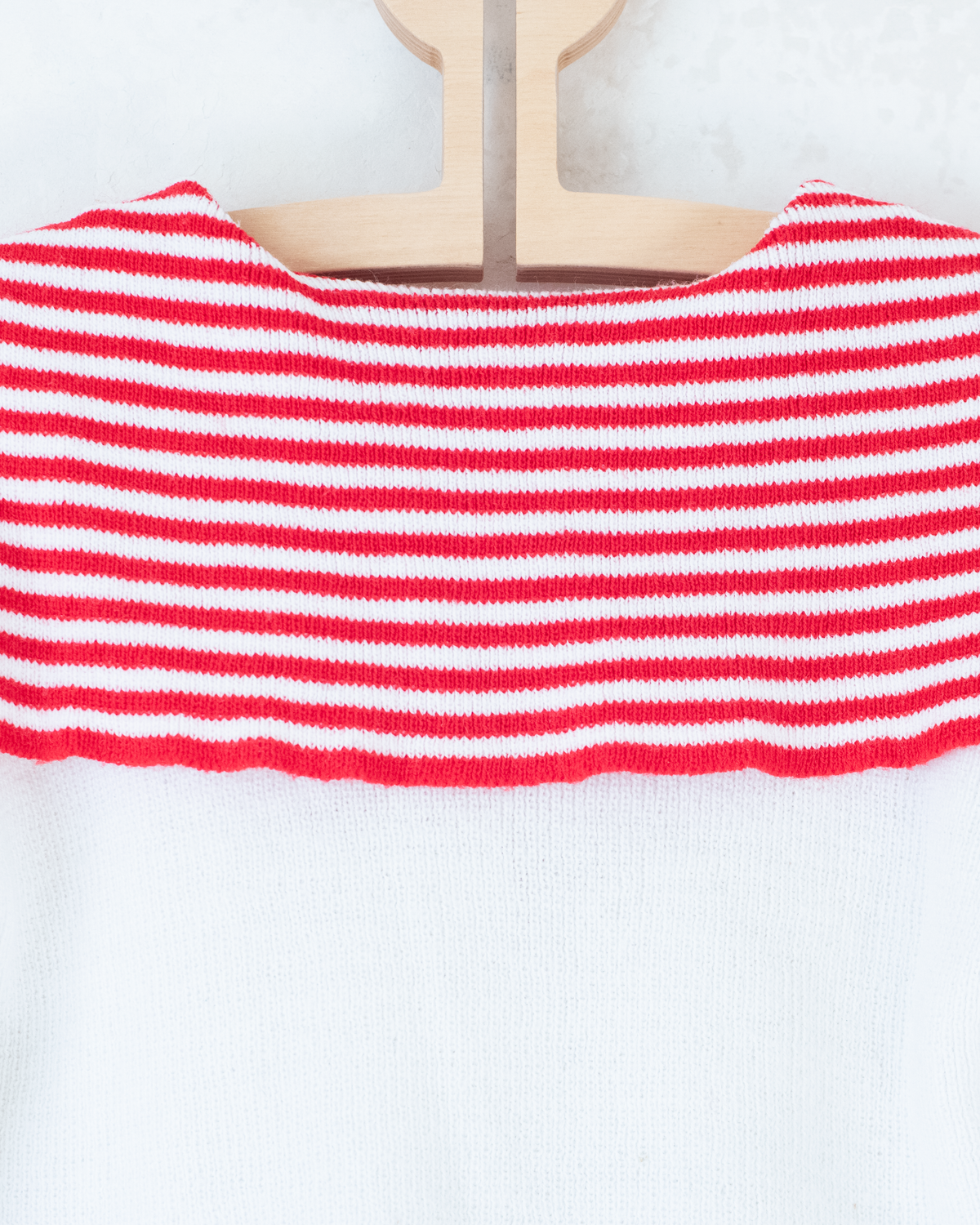 Short white sailor sweater with anchor | 10-14 years