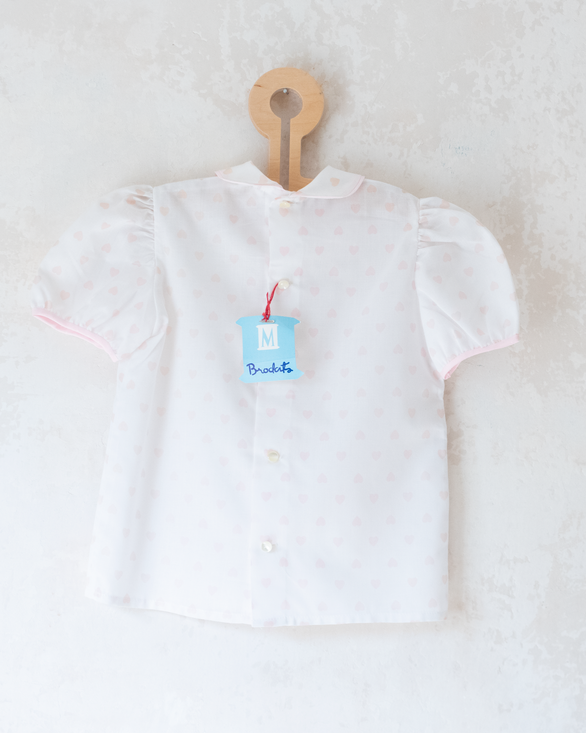 White button-down shirt with hearts | 3-4 years