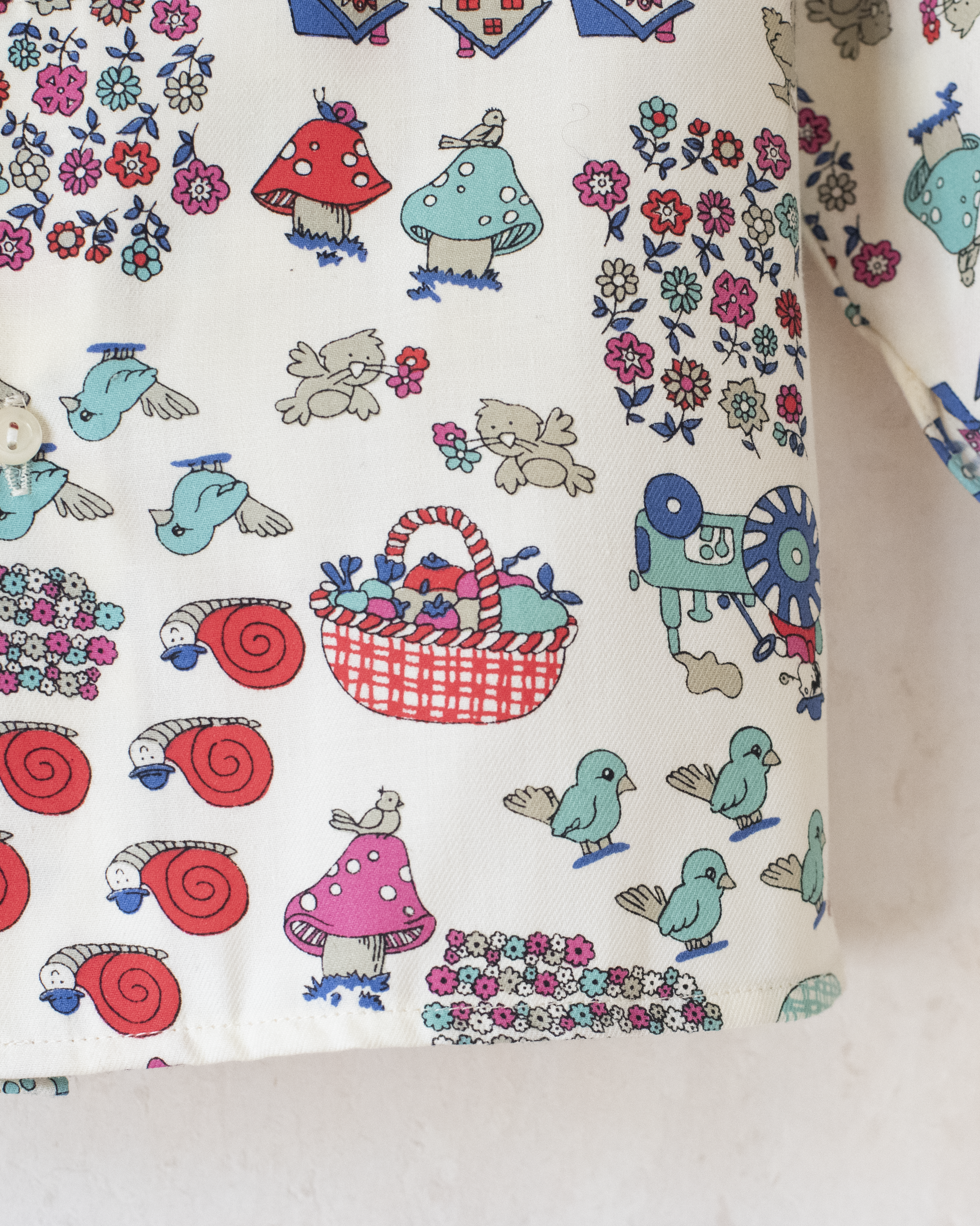 חולצה מכופתרת עם שבלולים ופטריות | דד סטוק ספרדי | 18-24 חודשים