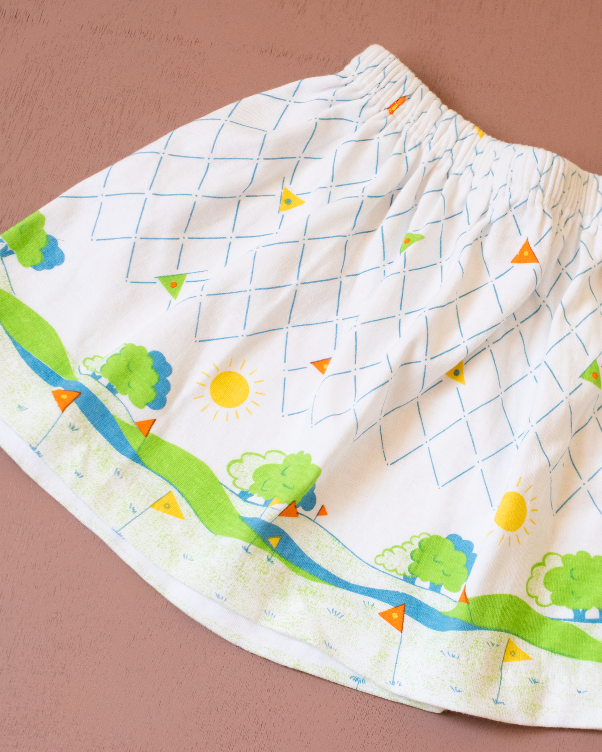 Skirt with a view and trees | French deadstock | 3-4 years