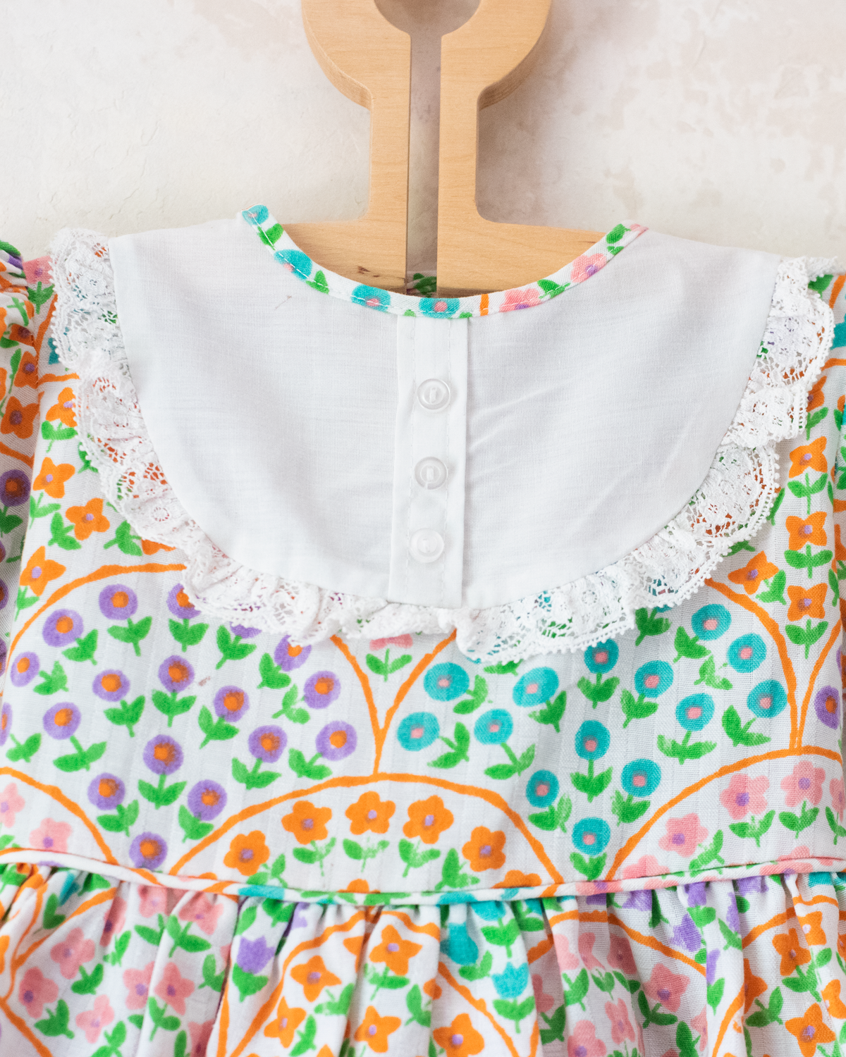 Floral dress with white collar and lace | 9-12 months