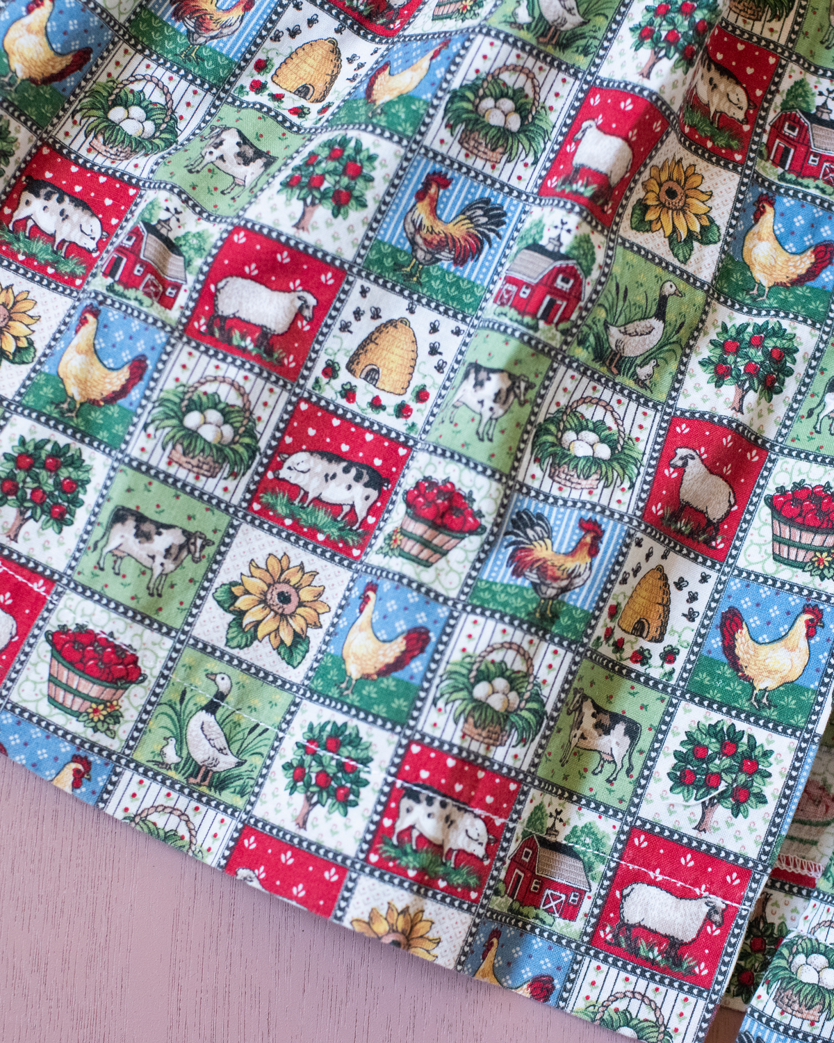 Plaid farm dress with animals and fruits | 7-8 years