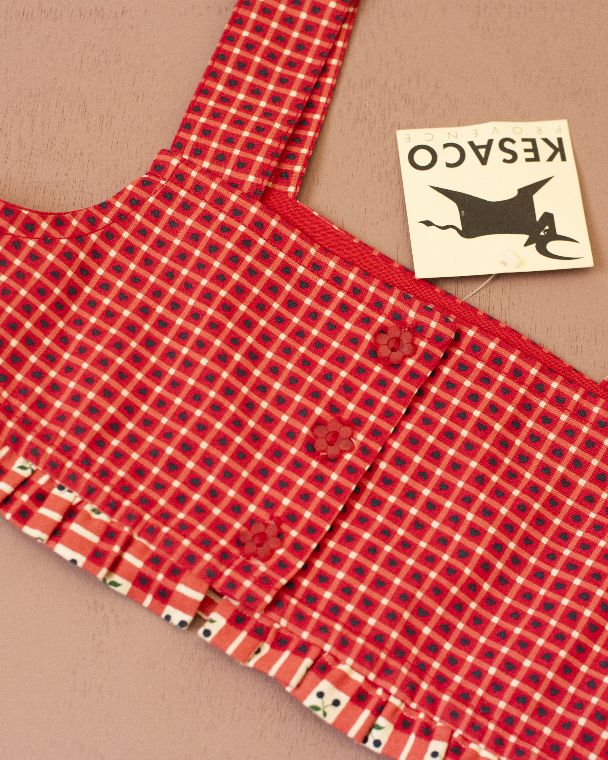קרופ טופ עם לבבות | דד סטוק צרפתי | 8-9 שנים
