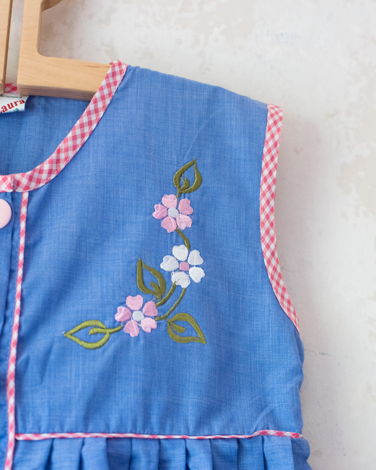Blue dress from Italy with embroidered flowers | 5-6 years