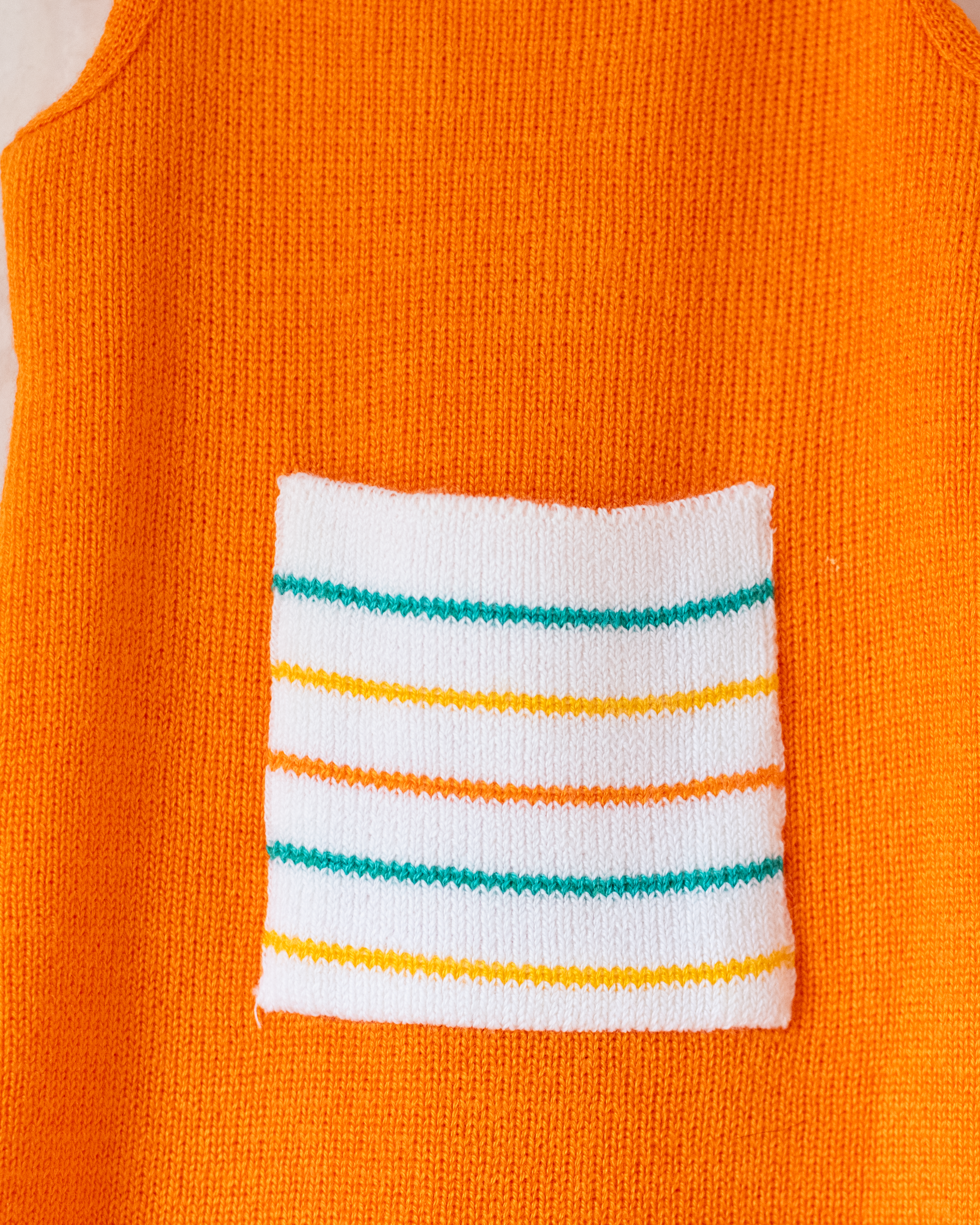 אוברול צמר כתום עם כיס | דד סטוק צרפתי | 9-12 חודשים