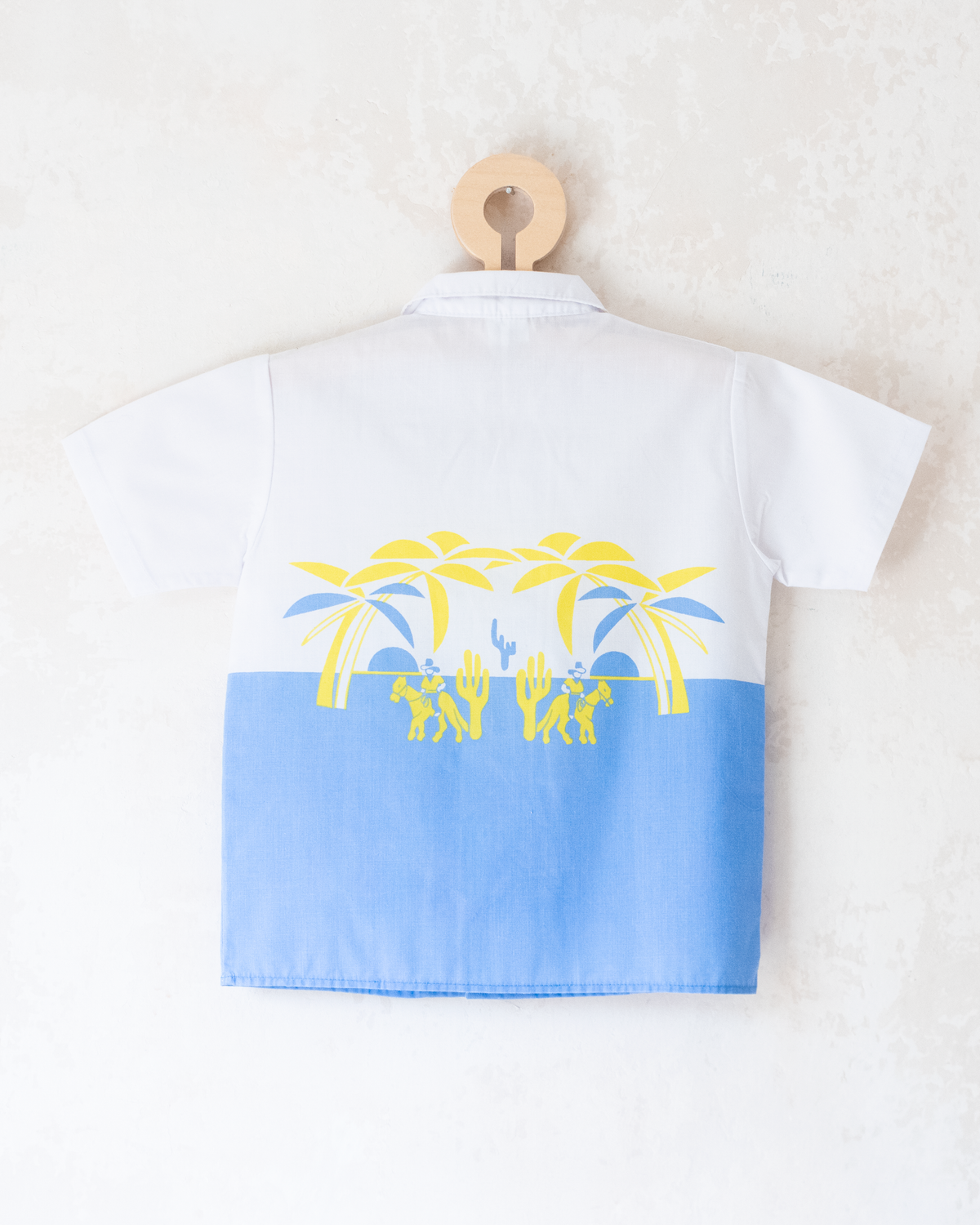 Short shirt with cacti and bows | 4-5 years