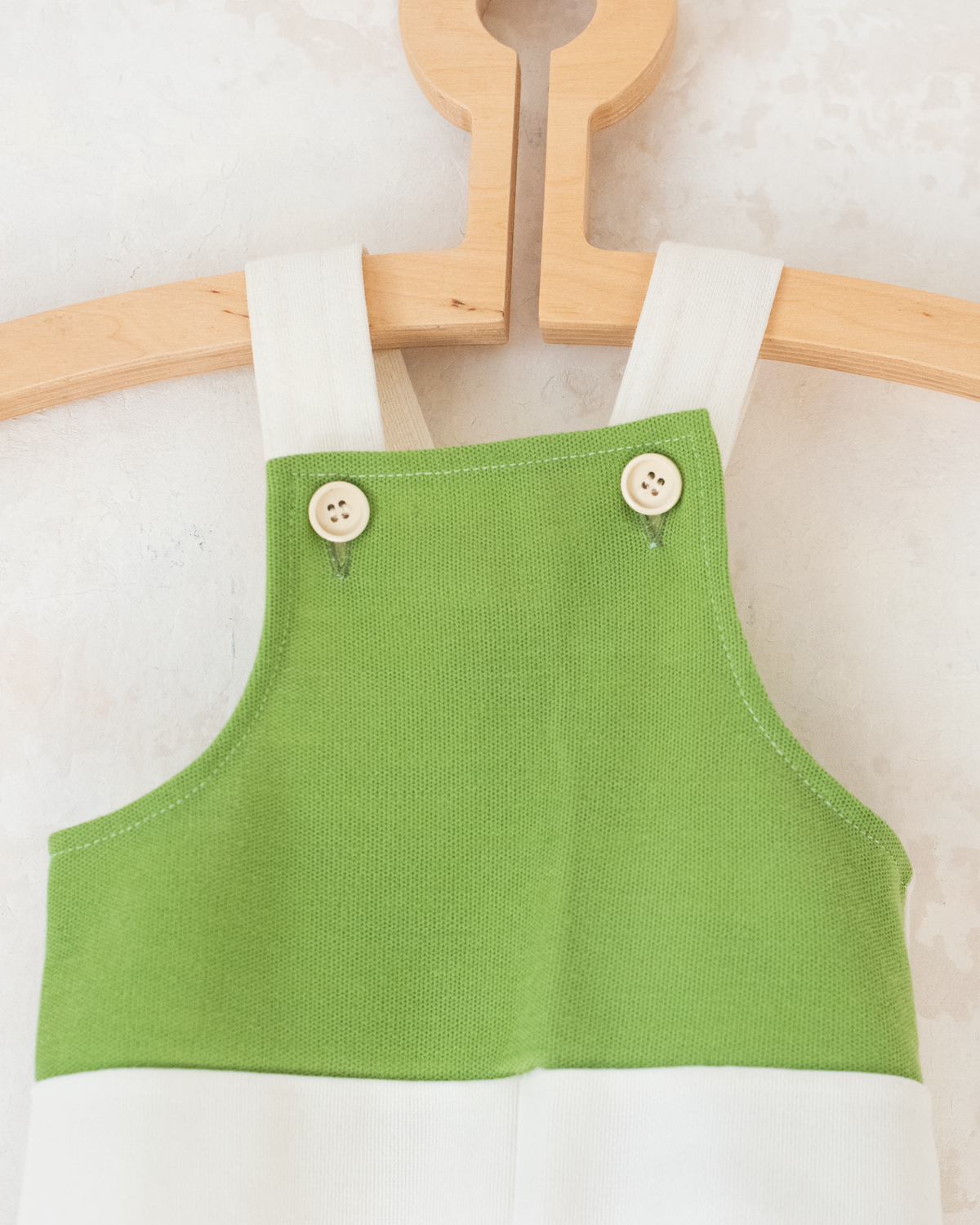 Green and white romper with embroidered apple | French deadstock | 6-9 months
