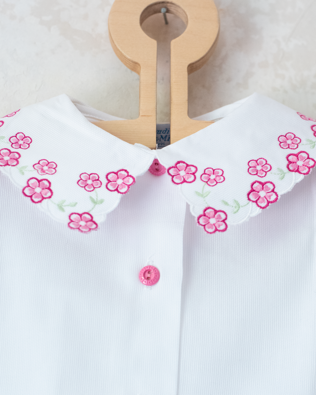White button-down shirt with embroidered pink flowers | 18-24 months