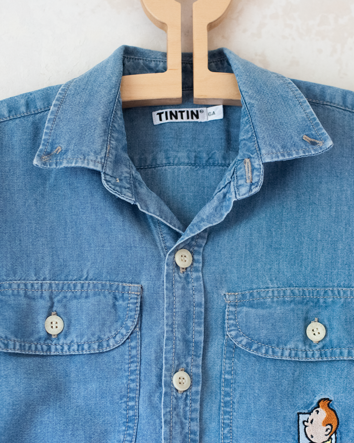 Tintin embroidered denim shirt | 3-4 years