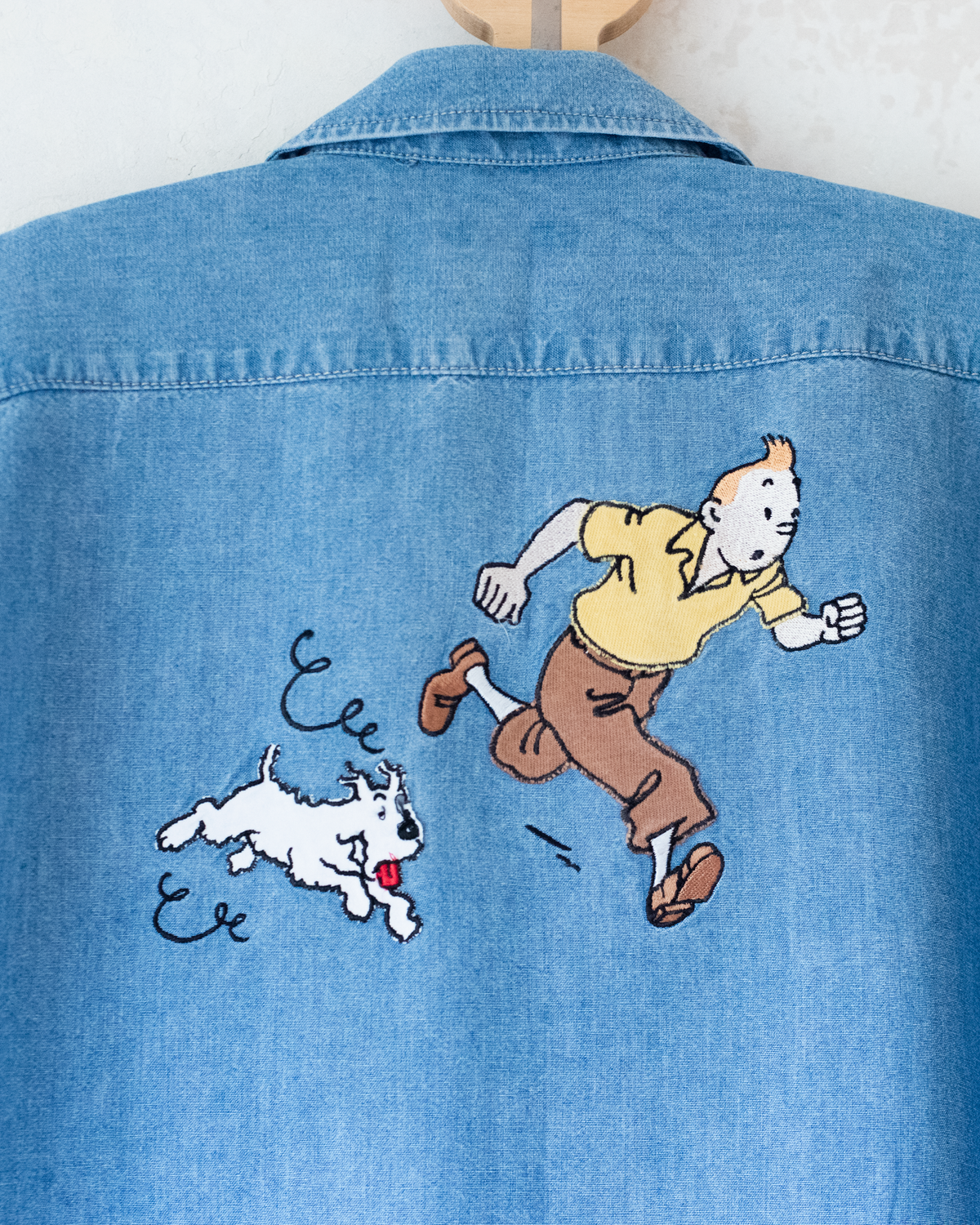 Tintin embroidered denim shirt | 3-4 years