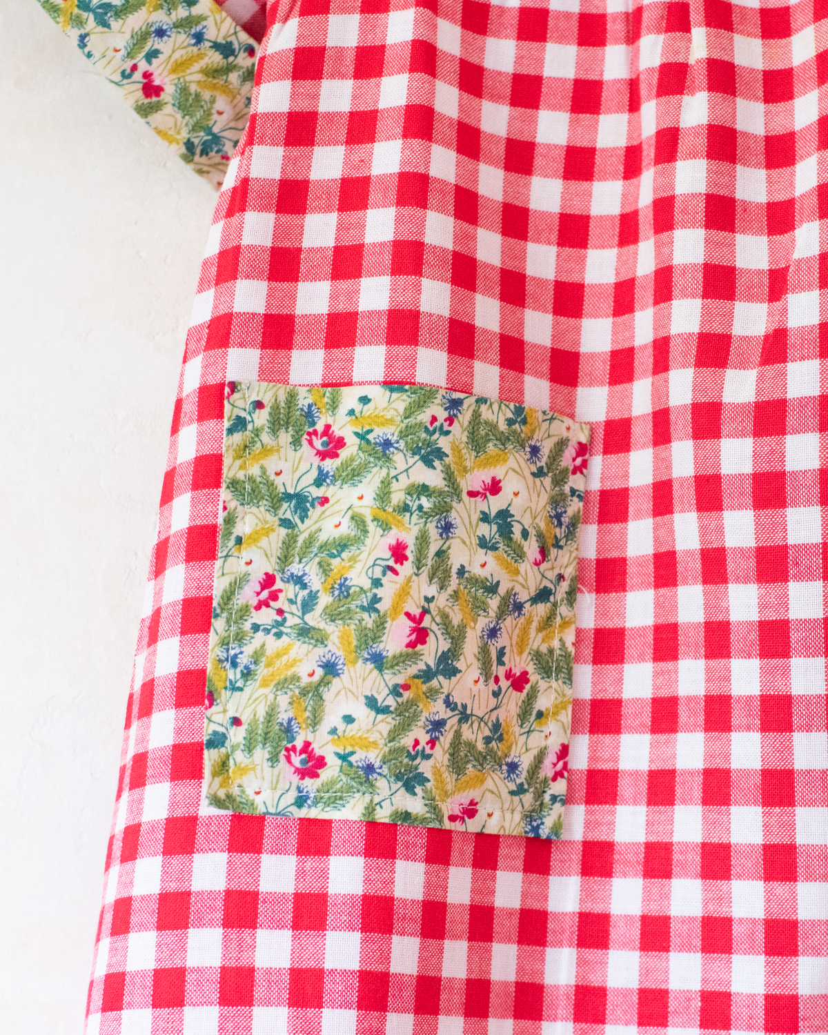 Red and white checkered dress with flowers | 2-3 years