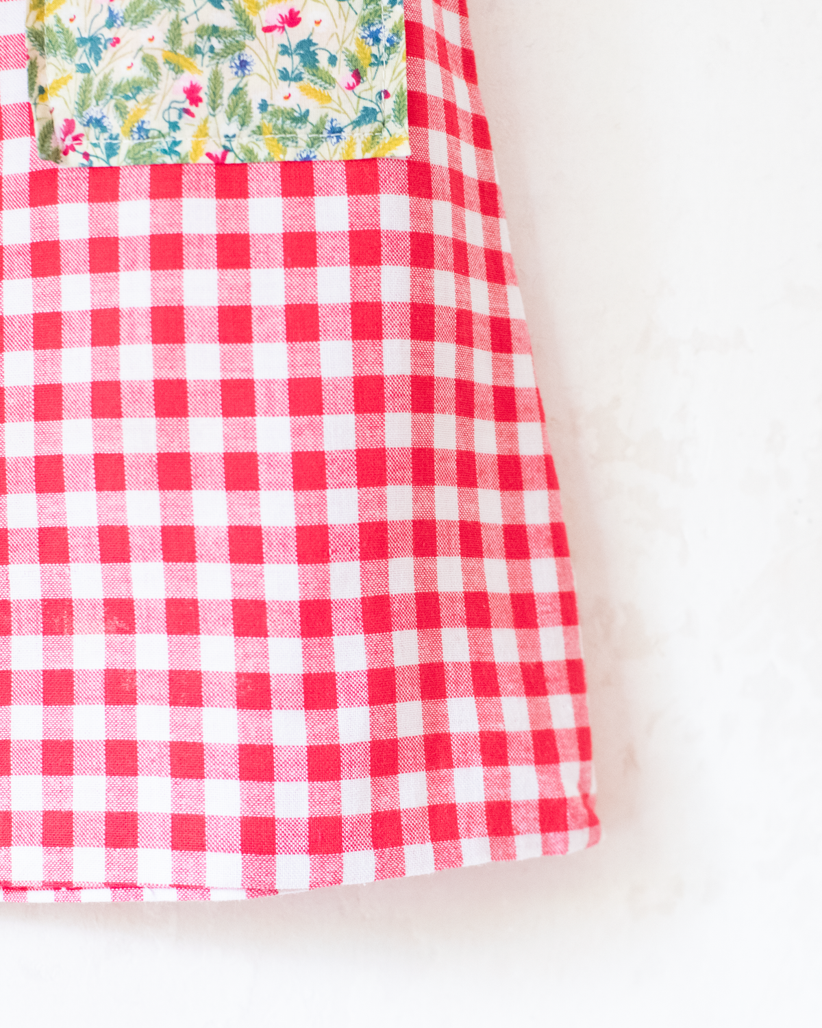 Red and white checkered dress with flowers | 2-3 years