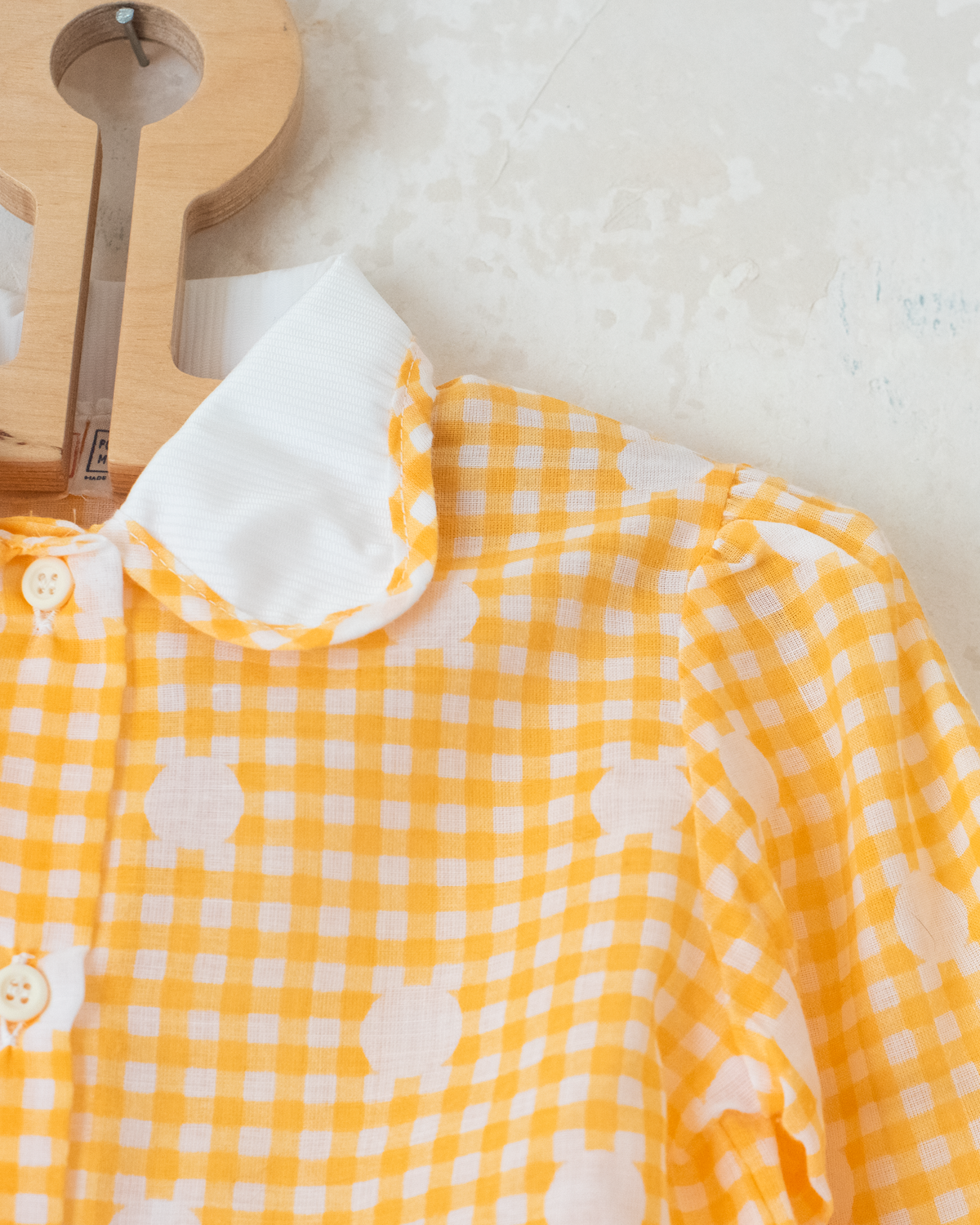 Plaid shirt with white circles | French deadstock from the 70s | 3-4 years