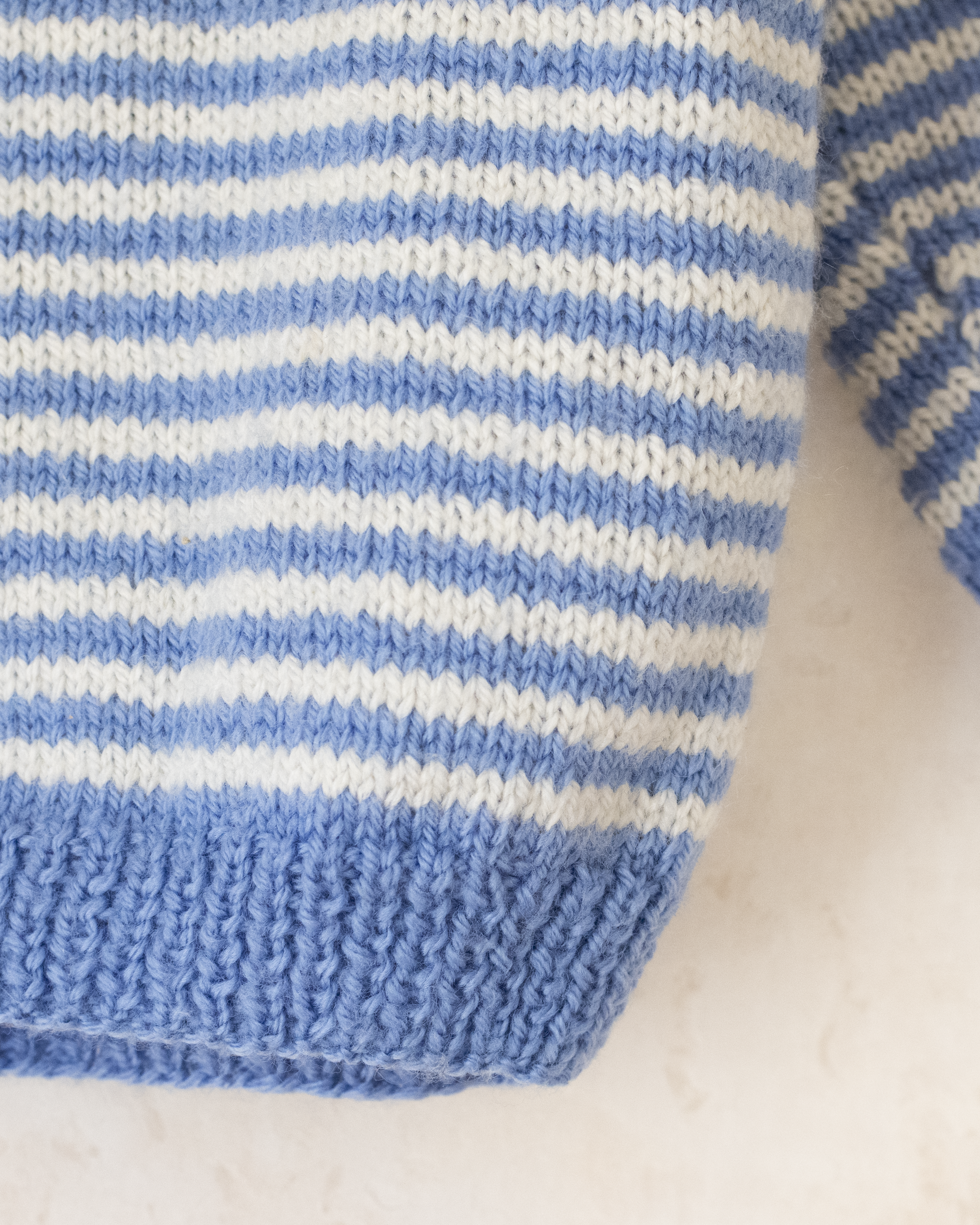 סוודר צמר עם פסים ורכבת | 3-4 שנים