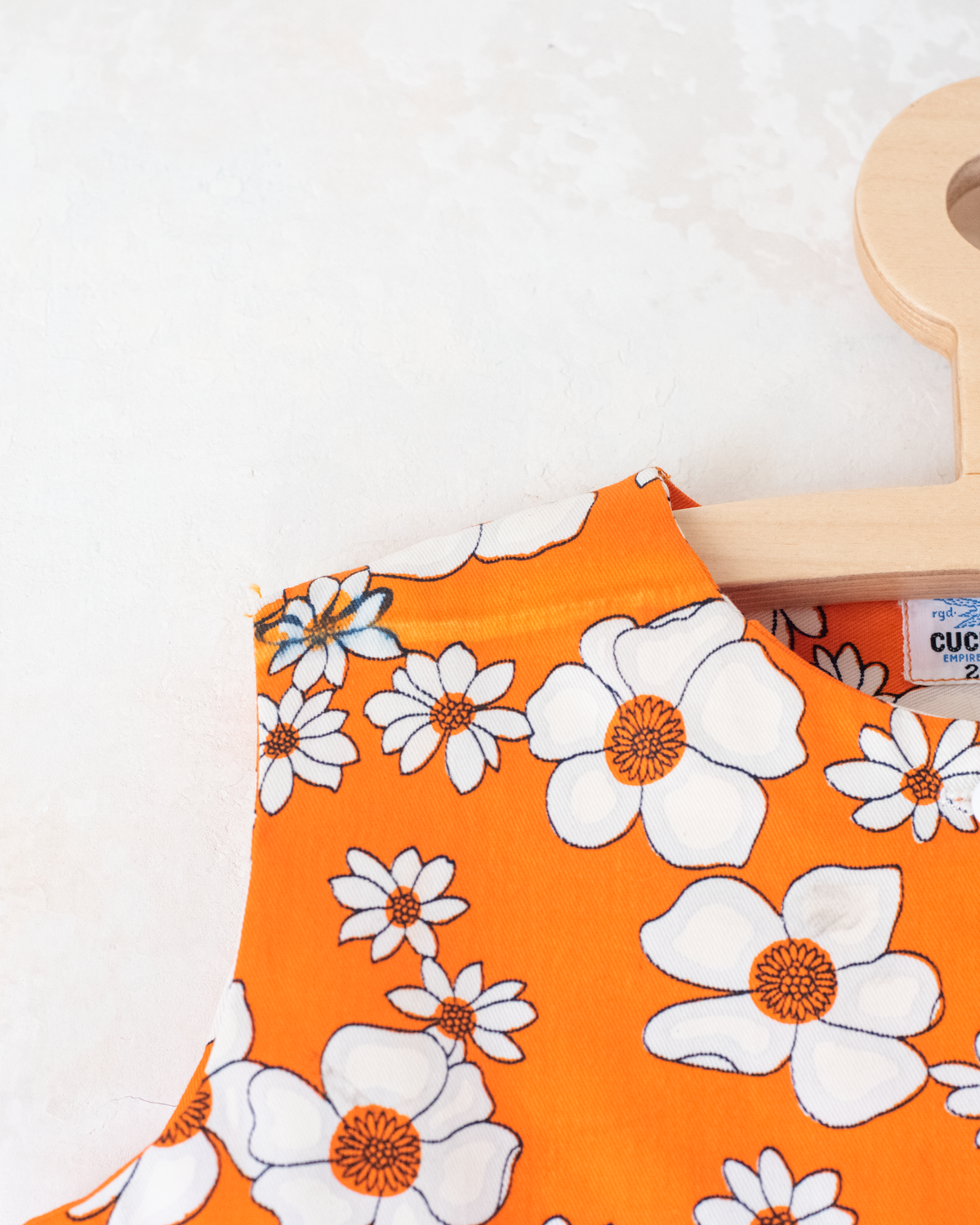 Orange floral set from the seventies | 8-9 years